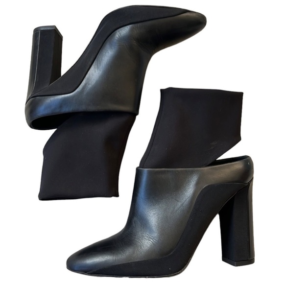 EUC Via Spiga Leather Mixed Media Agyness Heeled Booties Black Size 6.5 - Picture 1 of 10